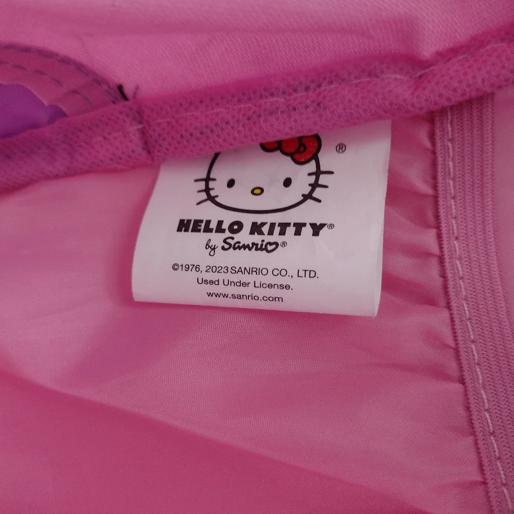 Hello Kitty Backpack - Picture 7 of 7